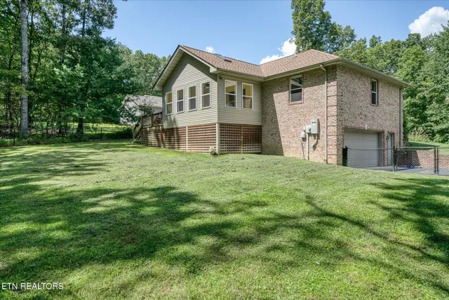 $389,000 | 3100 Crow Drive, Crossville, TN 38572