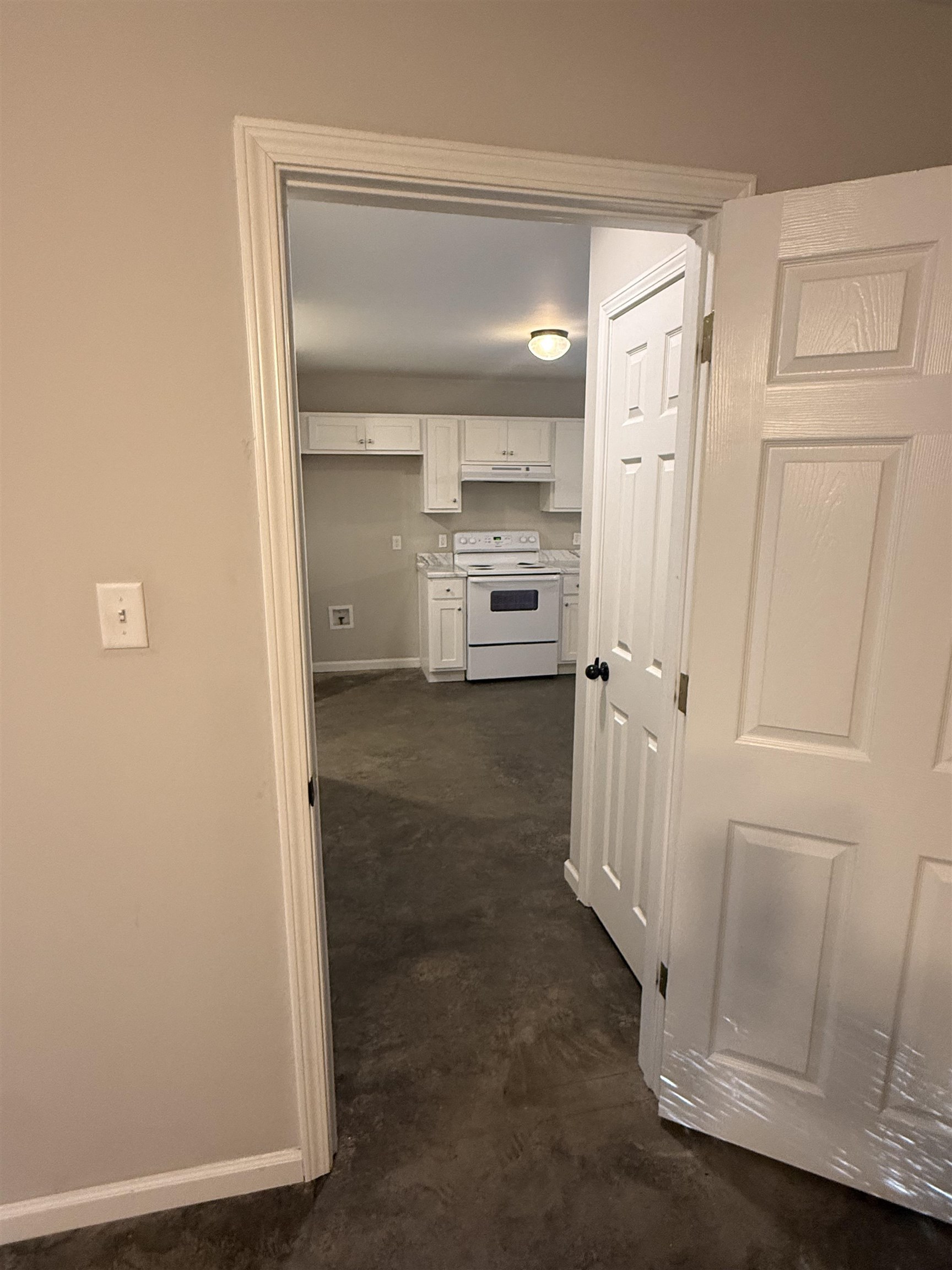 4589 Range Line Road Memphis, TN 38127 - Photo 23 of 25 a view of a walk in closet