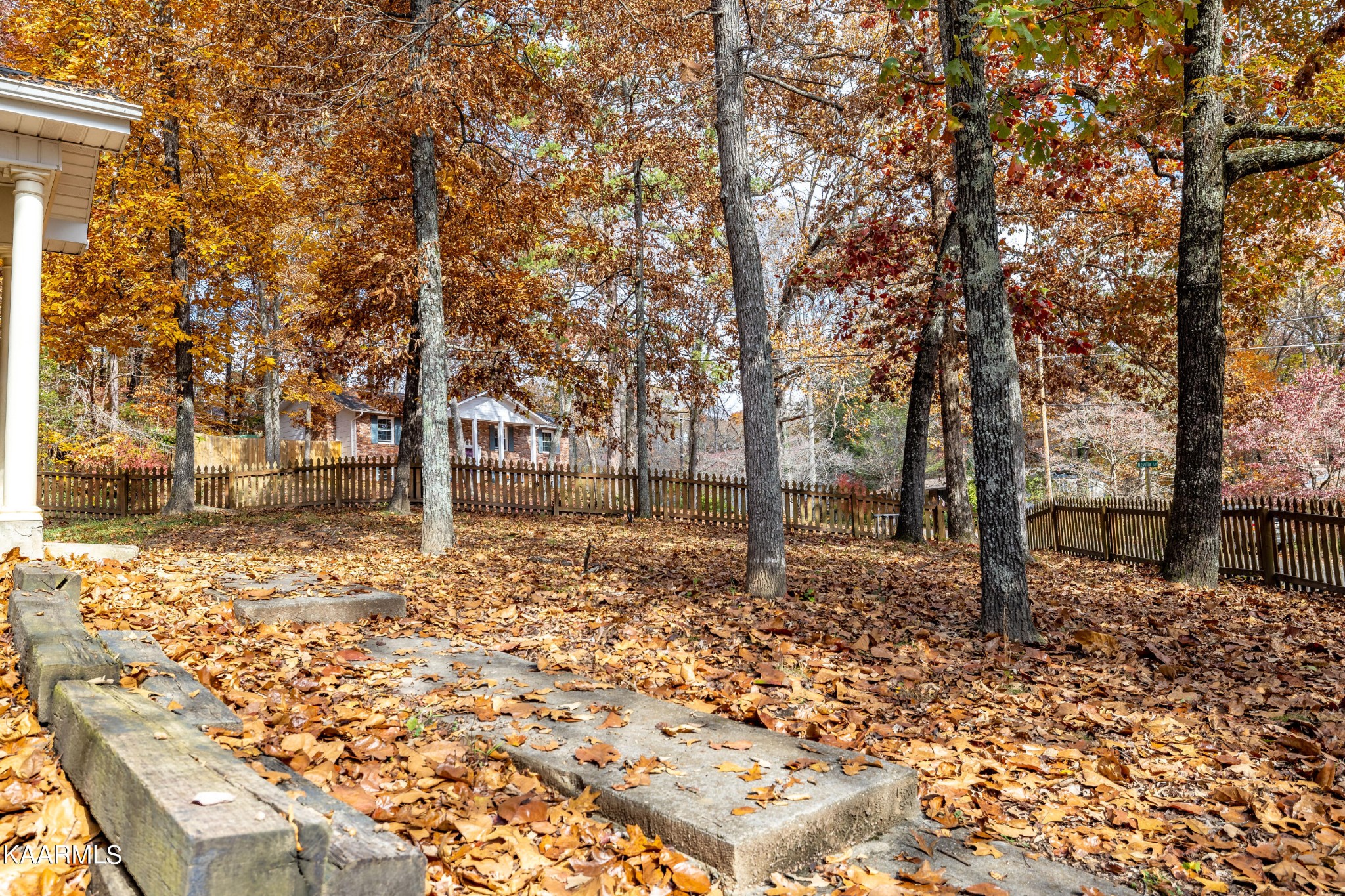 111 Netherlands Road Oak Ridge, TN 37830 - Photo 5 of 41 Gallery Image 5