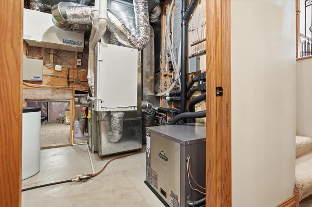 $675,000 | 30190 Quandam Lane, Center City, MN 55012