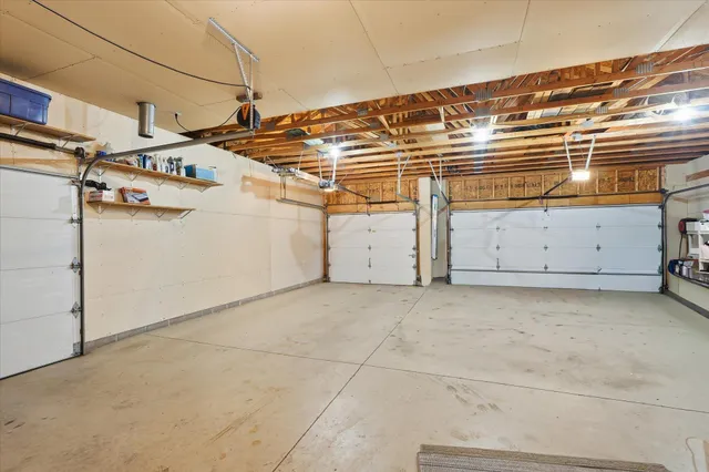 $650,000 | 30190 Quandam Lane, Center City, MN 55012