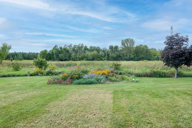 $675,000 | 30190 Quandam Lane, Center City, MN 55012