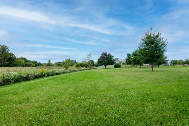 $675,000 | 30190 Quandam Lane, Center City, MN 55012