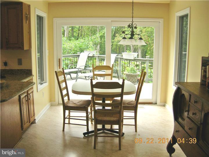 145 Dowlin Forge Road Downingtown, PA 19335 - Photo 9 of 21 Breakfast Room