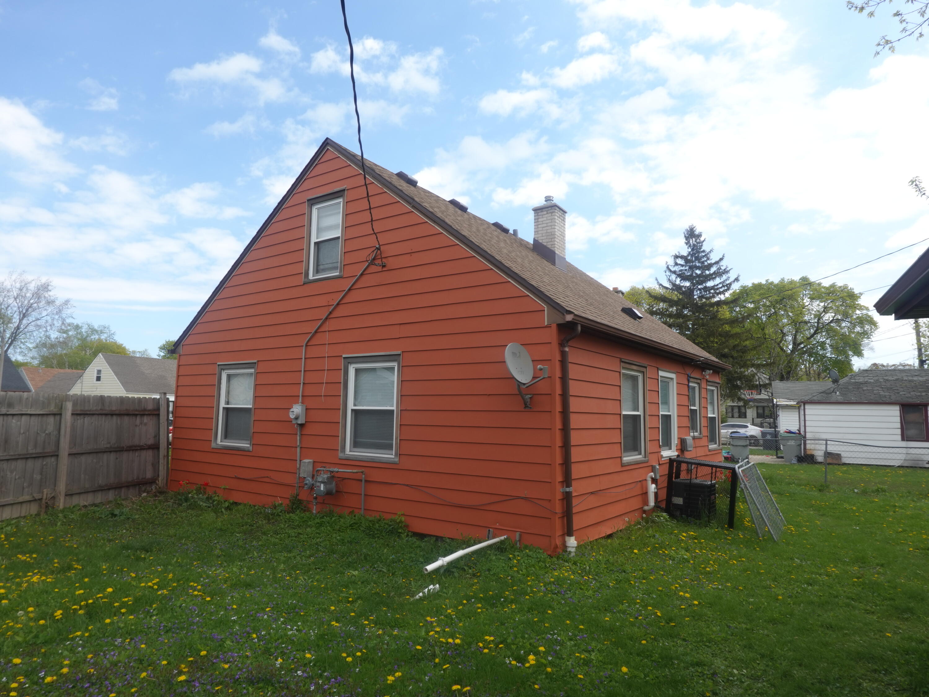 2619 West Linwal Lane Milwaukee, WI 53209 - Photo 6 of 21 DSC00019