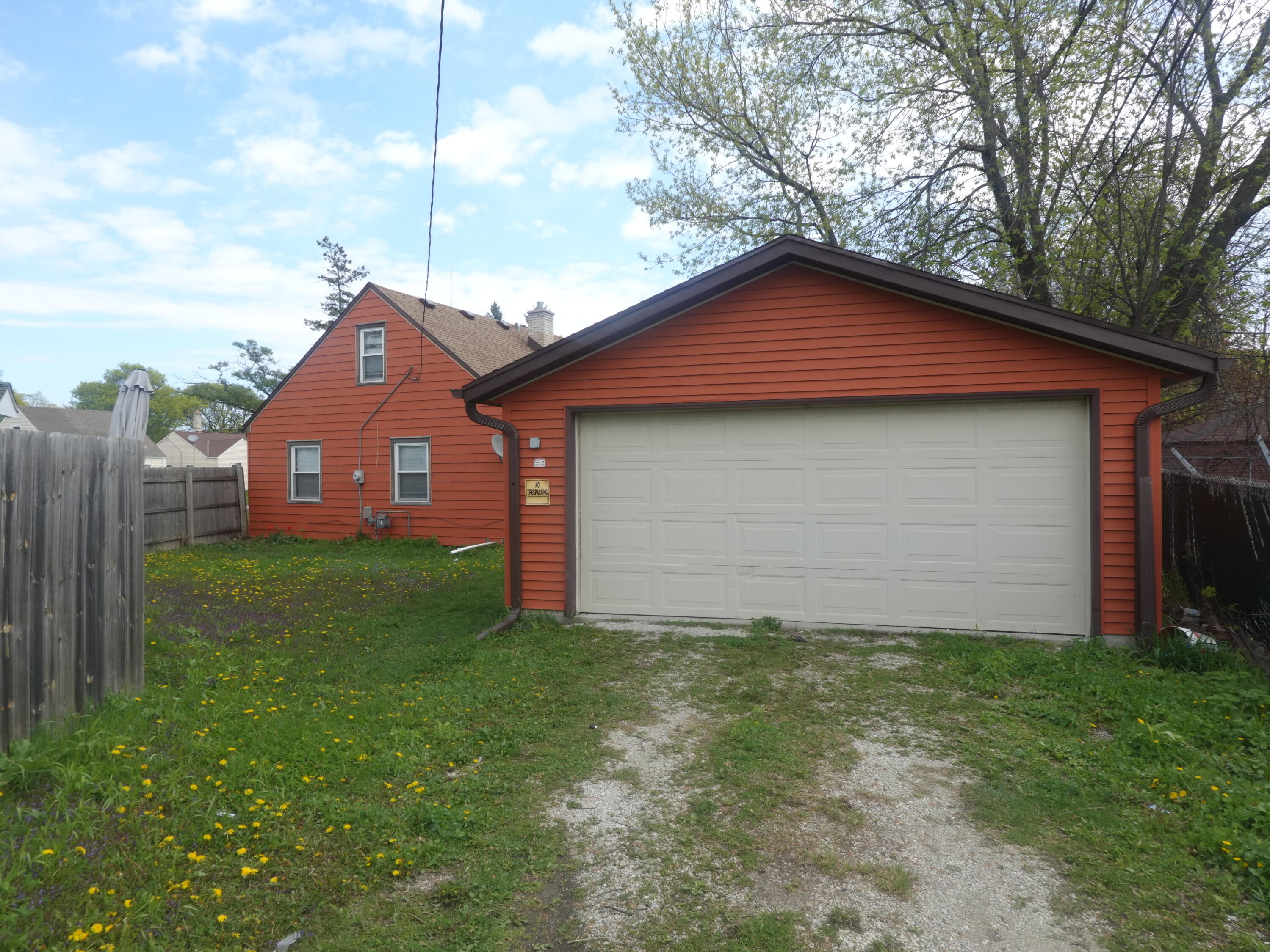 2619 West Linwal Lane Milwaukee, WI 53209 - Photo 7 of 21 DSC00020