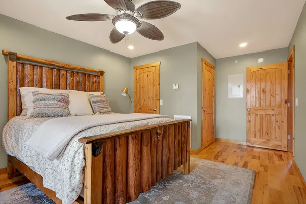 $599,900 | 300 Crest Drive, Smithville, TN 37166