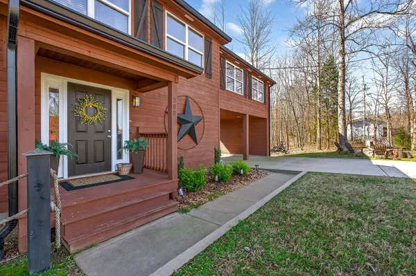 $599,900 | 300 Crest Drive, Smithville, TN 37166