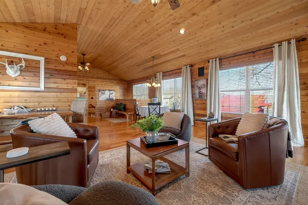$599,900 | 300 Crest Drive, Smithville, TN 37166
