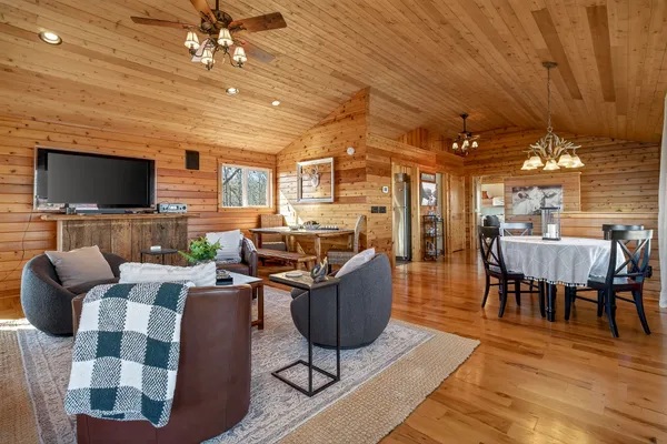 $599,900 | 300 Crest Drive, Smithville, TN 37166