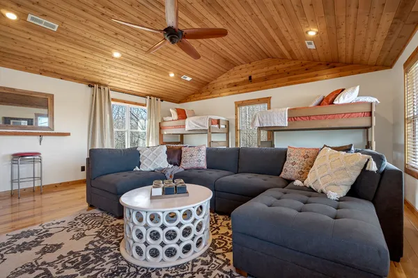 $599,900 | 300 Crest Drive, Smithville, TN 37166