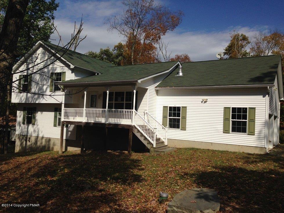 189 Magic Mountain Road Henryville, PA 18332 - Photo 1 of 16 Main View
