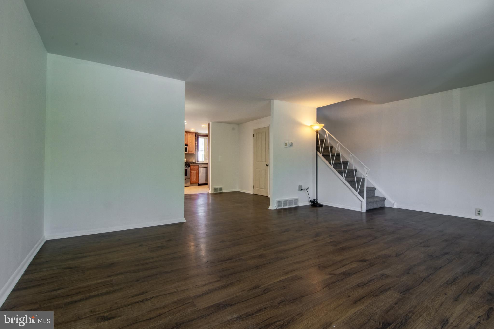 11716 Telfair Road Philadelphia, PA 19154 - Photo 8 of 23 Gallery Image 8