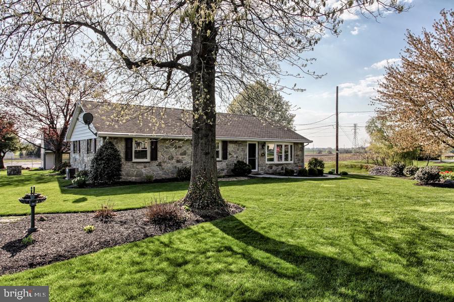 1790 Rohrerstown Road Lancaster, PA 17601 - Photo 2 of 38