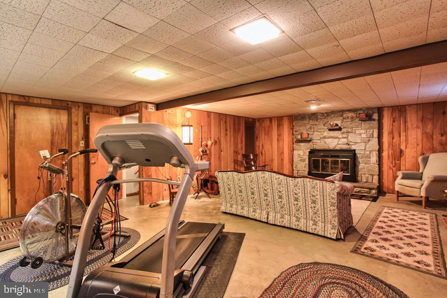 1790 Rohrerstown Road Lancaster, PA 17601 - Photo 28 of 38