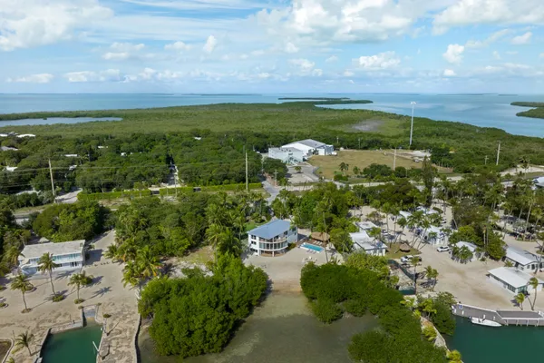$6,750,000 | 83407 Old Highway, Islamorada, FL 33036