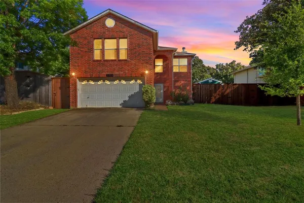 $2,250 | 2202 Barton Springs Drive, Corinth, TX 76210