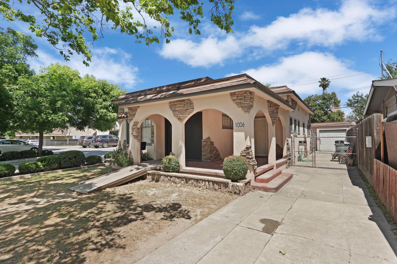 1006 6th Street Modesto, CA 95354 - Photo 2 of 27