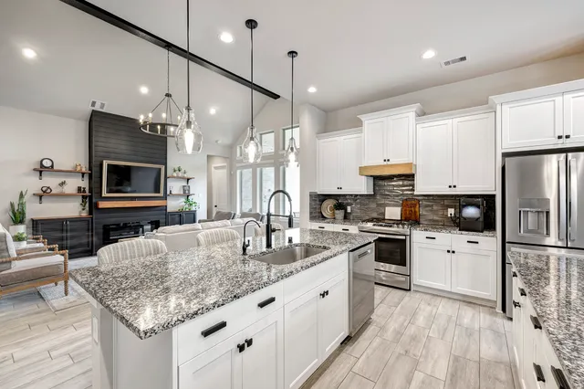 $499,000 | 520 Maui Bend Drive, Katy, TX 77493