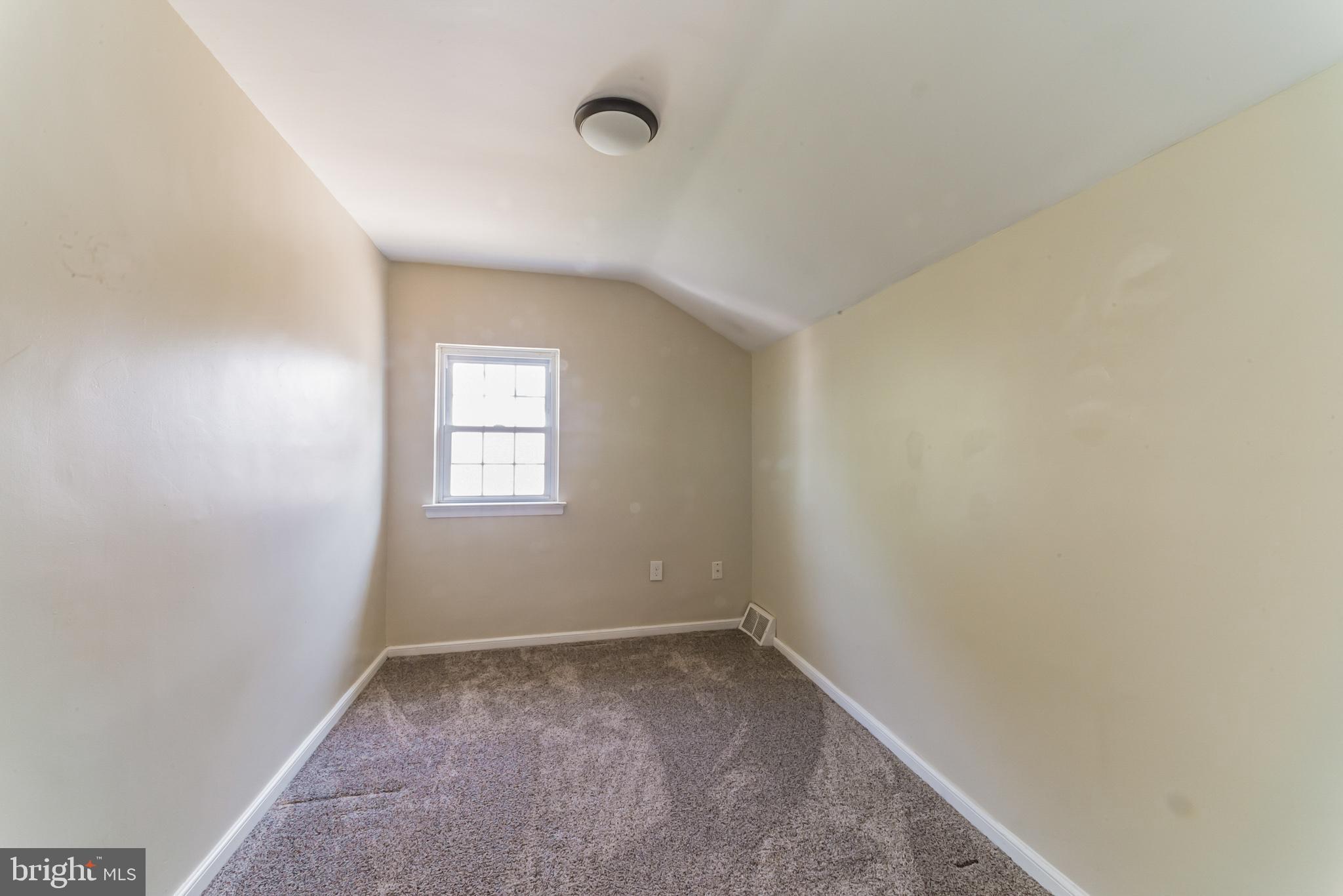 312 Lyster Road Oreland, PA 19075 - Photo 18 of 23 Gallery Image 18