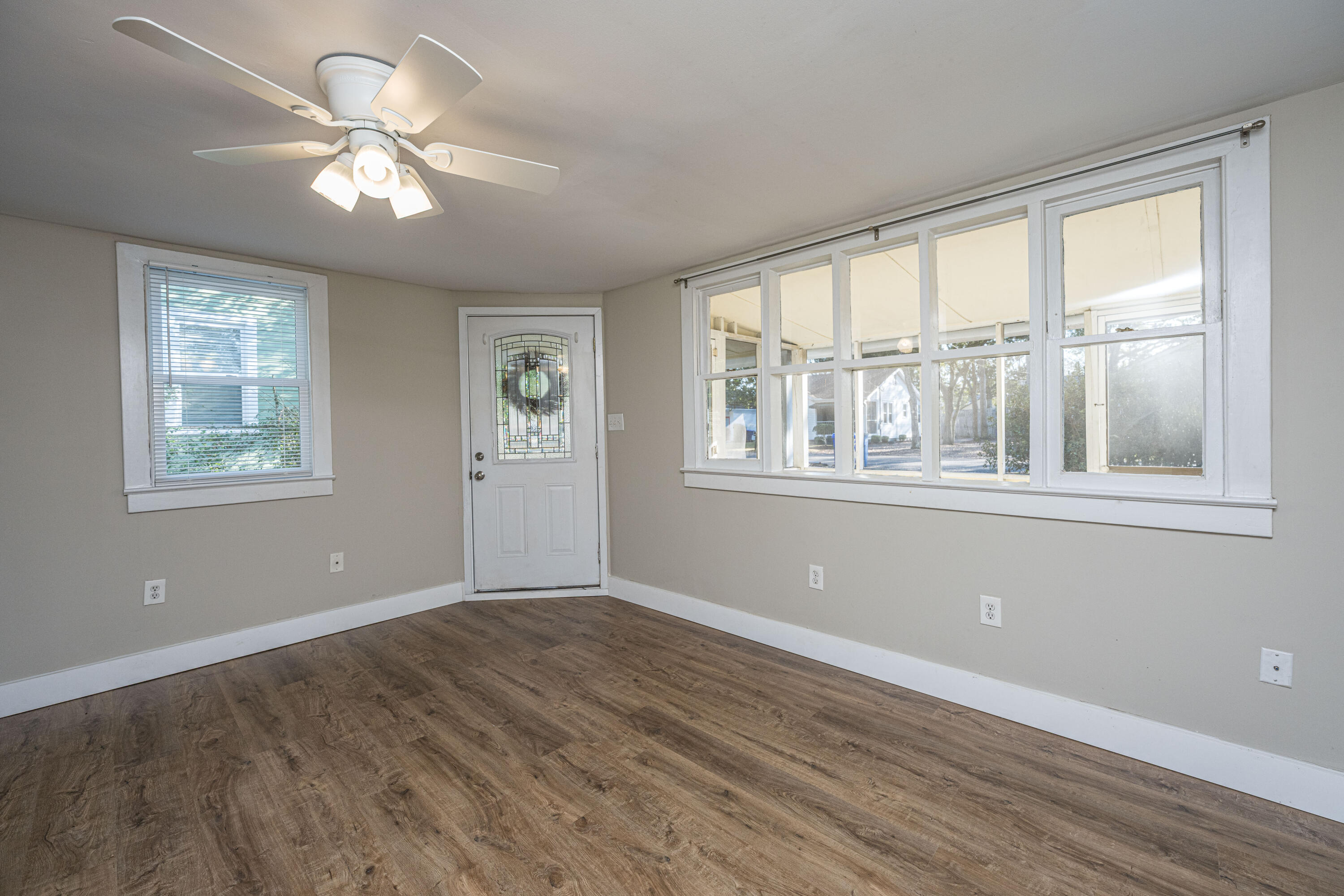 1610 Pinecrest Road Charleston, SC 29407 - Photo 13 of 33 1610PinecrestRd009