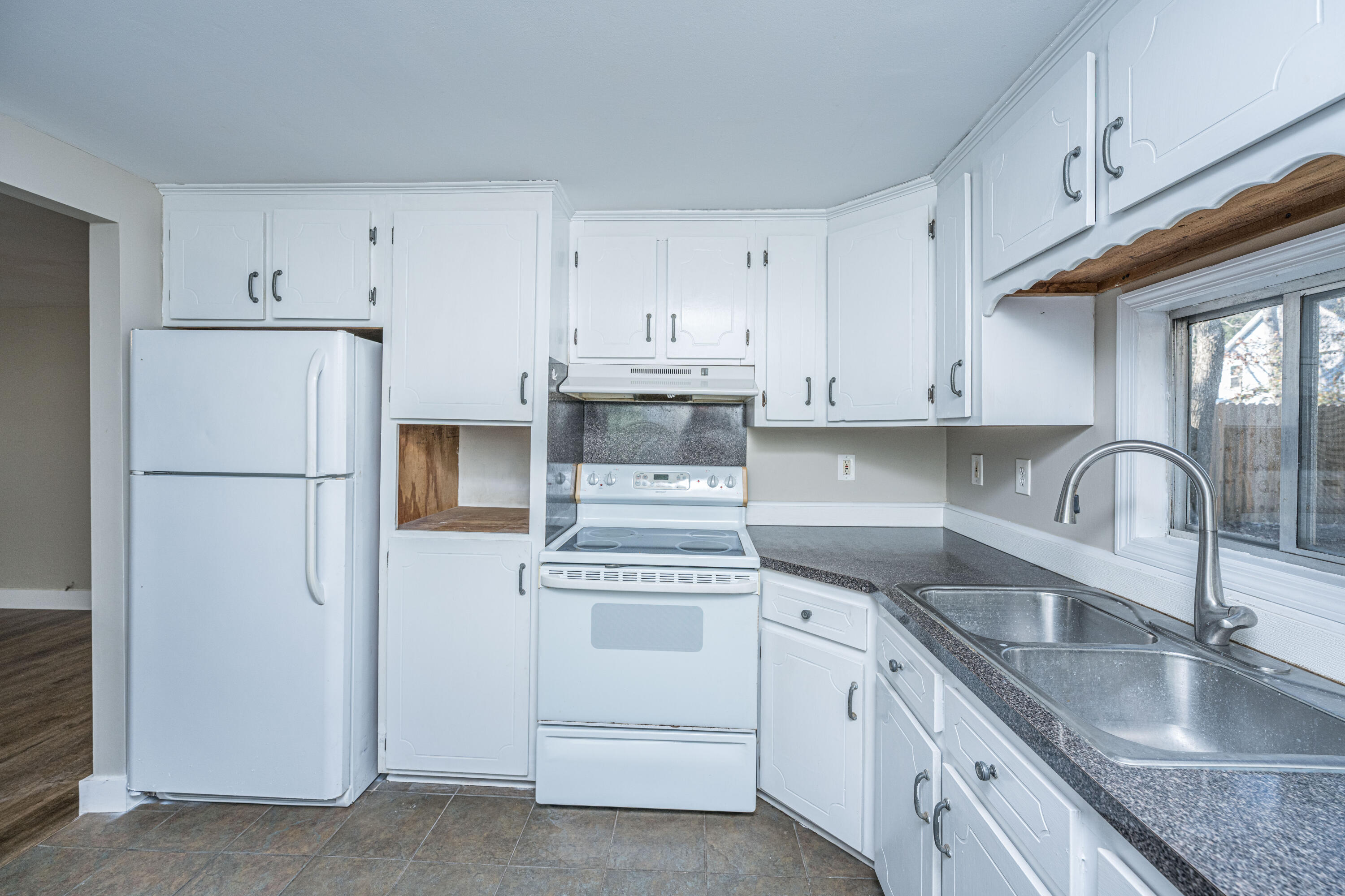 1610 Pinecrest Road Charleston, SC 29407 - Photo 20 of 36 1610PinecrestRd014