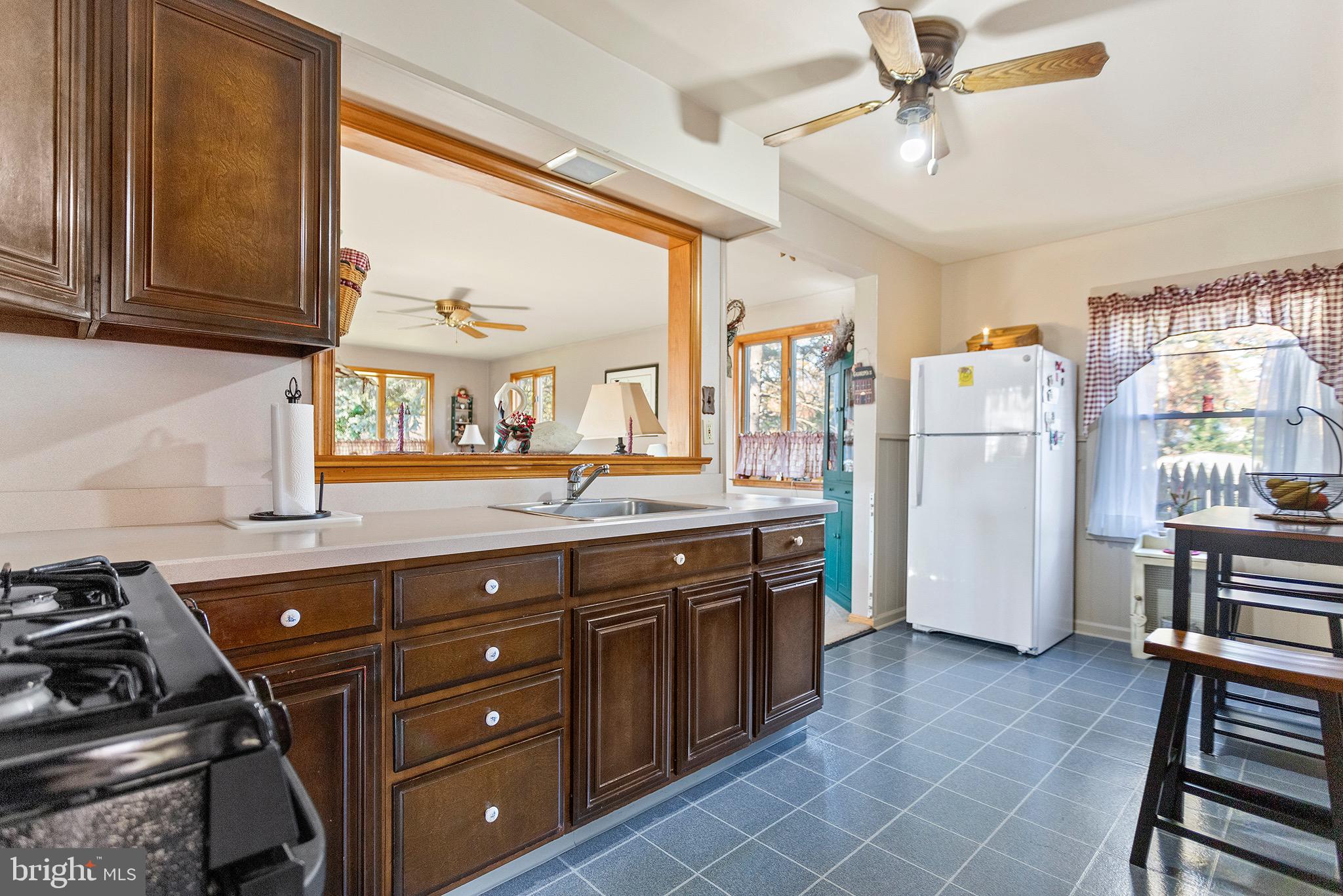 424 Garden Road Springfield, PA 19064 - Photo 10 of 22