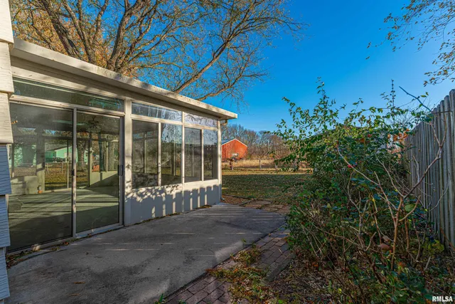 $135,000 | 304 Kennedy Road, Elkhart, IL 62634