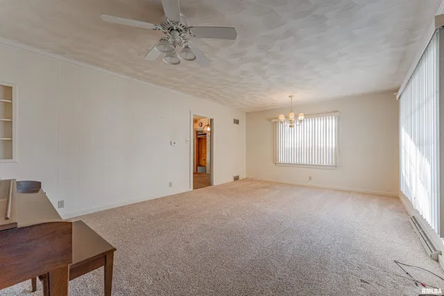 $135,000 | 304 Kennedy Road, Elkhart, IL 62634