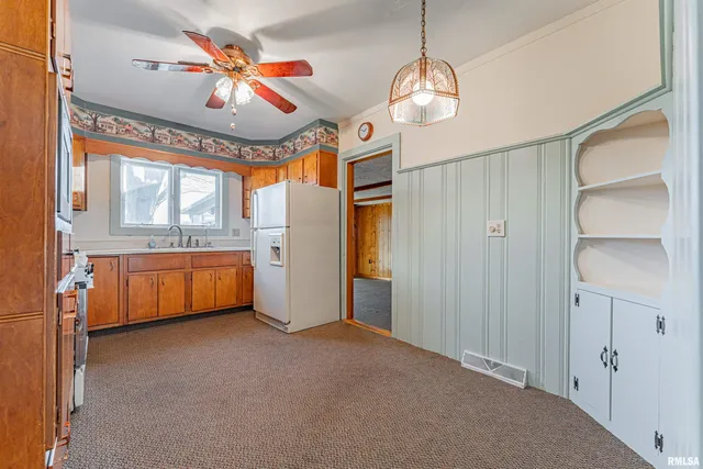 $135,000 | 304 Kennedy Road, Elkhart, IL 62634