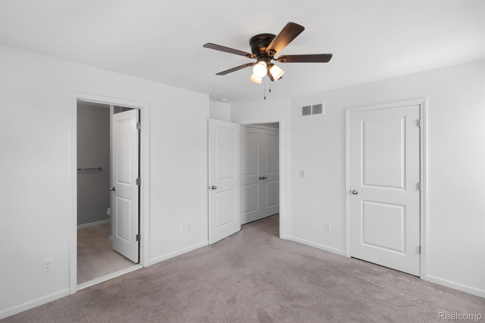2500 Normandy Road, Unit 53 Royal Oak, MI 48073 - Photo 28 of 39 Gallery Image 28