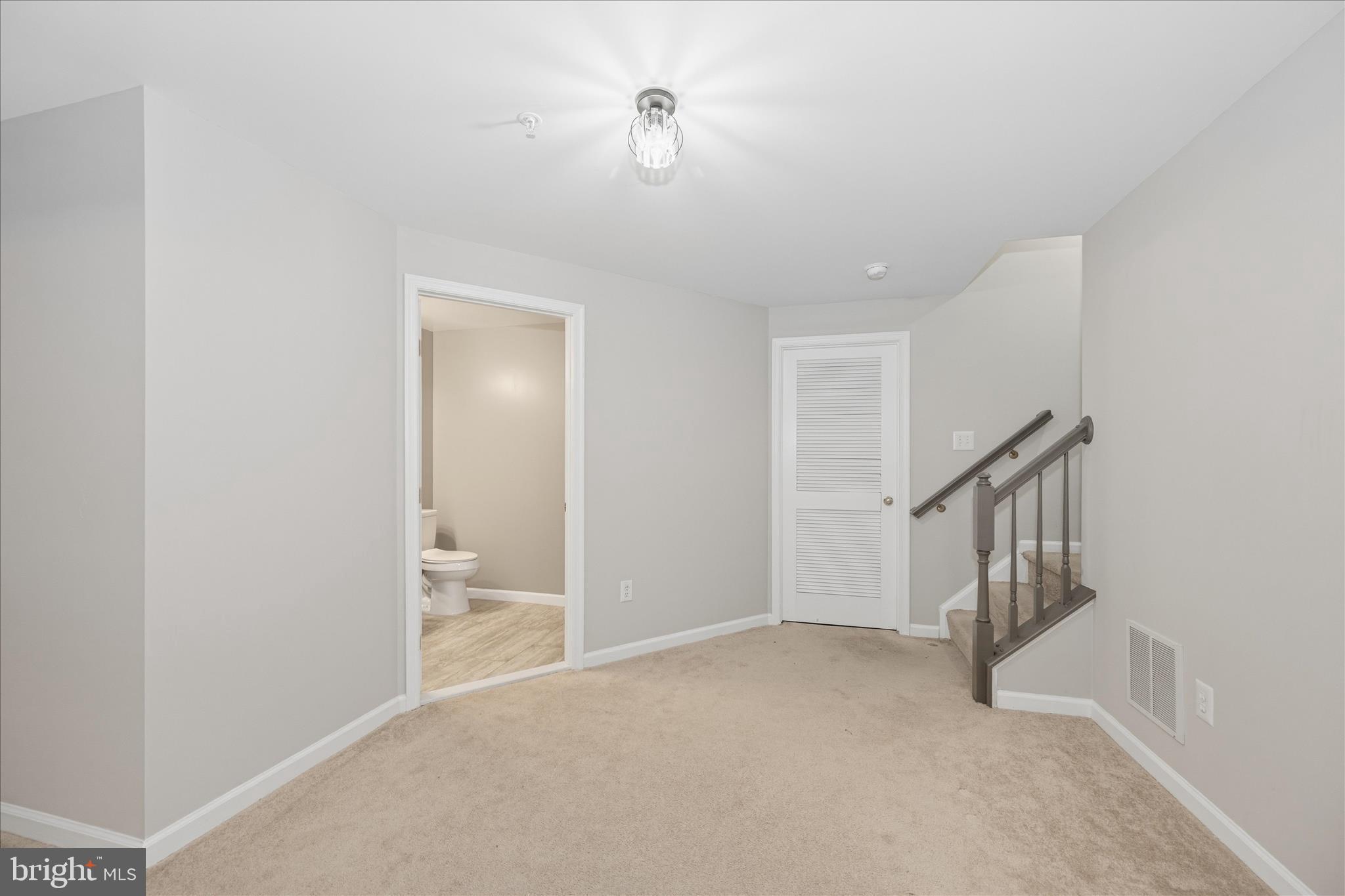 9963 Sherwood Farm Road Owings Mills, MD 21117 - Photo 38 of 51