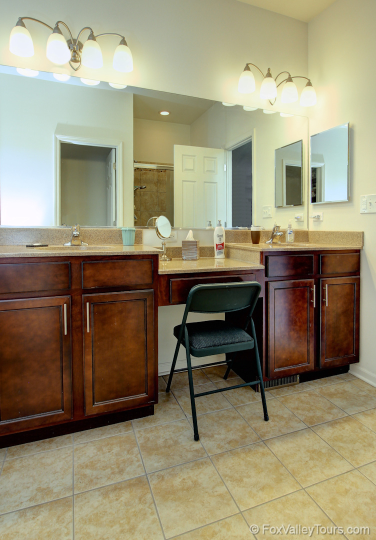 1070 Deerpath Road Aurora, IL 60506 - Photo 38 of 53 Gallery Image 38