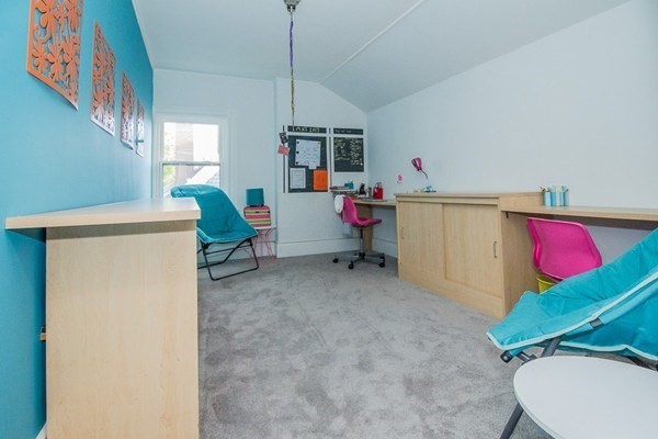 158 Cypress Street Brookline, MA 02445 - Photo 18 of 23