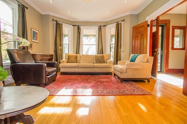 158 Cypress Street Brookline, MA 02445 - Photo 3 of 23