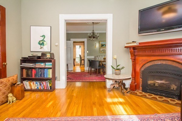 158 Cypress Street Brookline, MA 02445 - Photo 4 of 23