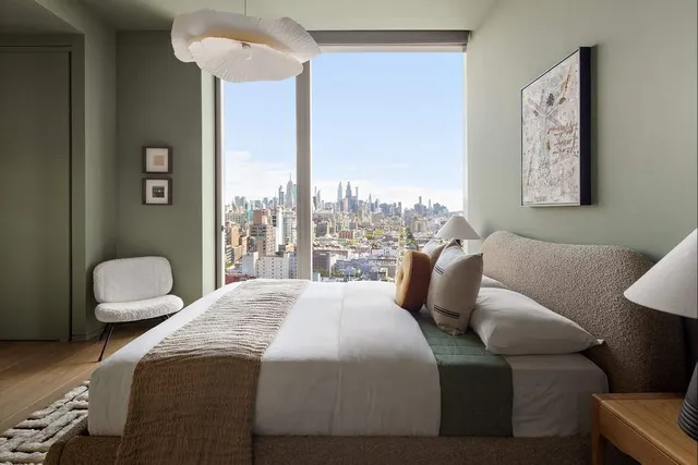 $6,395,000 | 215 Chrystie Street, Unit 28E | Lower East Side