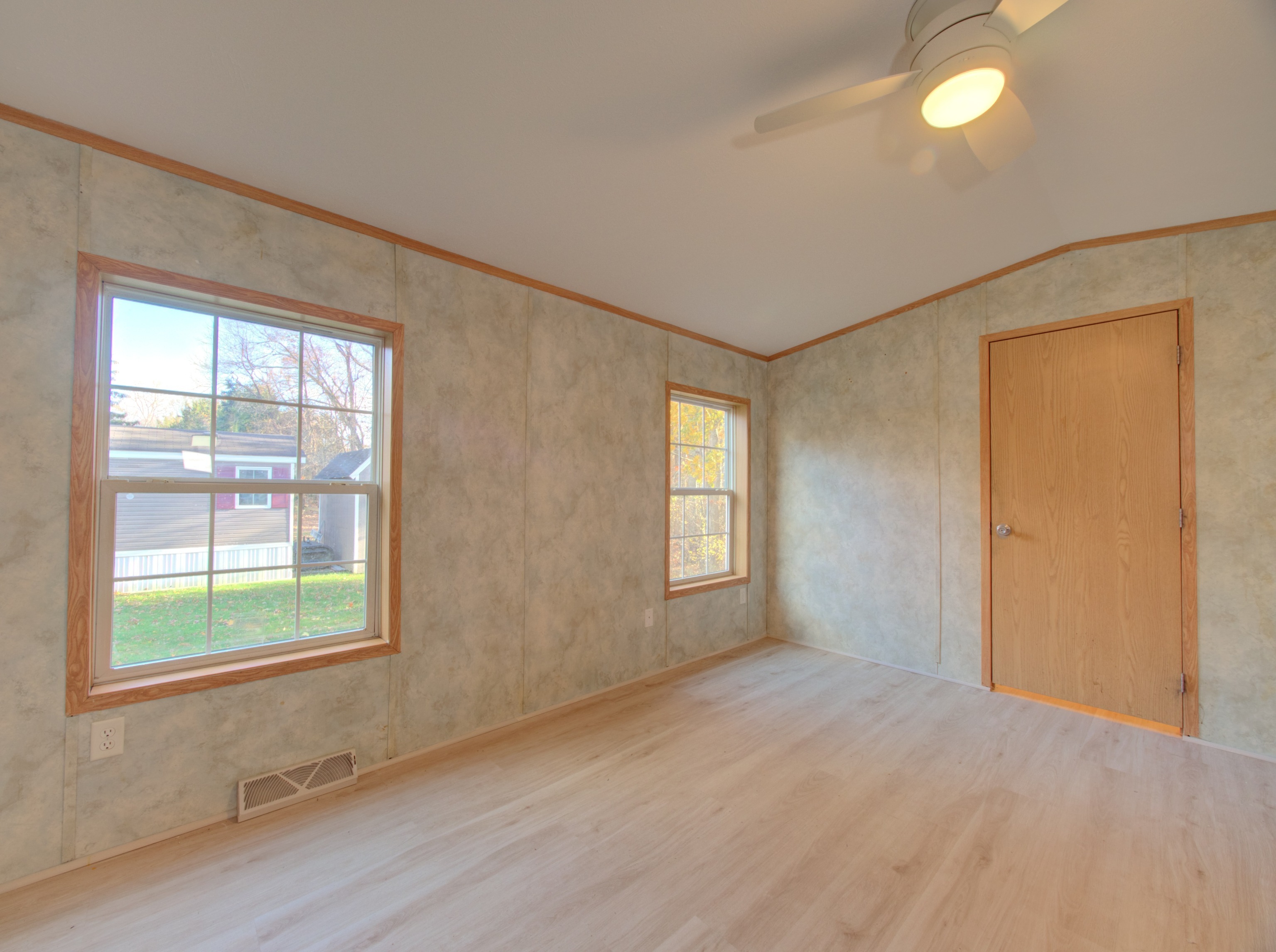 932 Long Cove Road Ledyard, CT 06335 - Photo 10 of 34