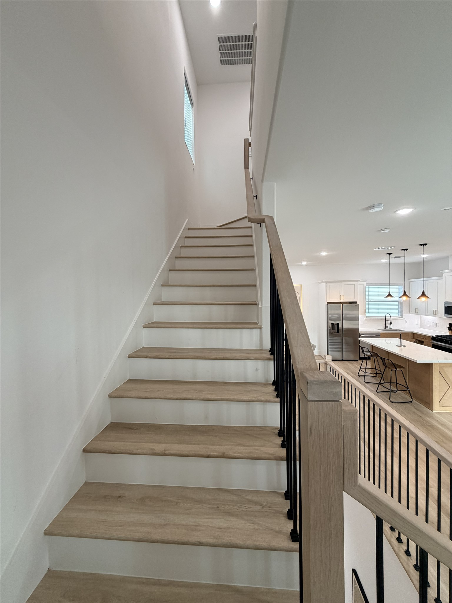 2706 Cochran Street Houston, TX 77009 - Photo 12 of 39
