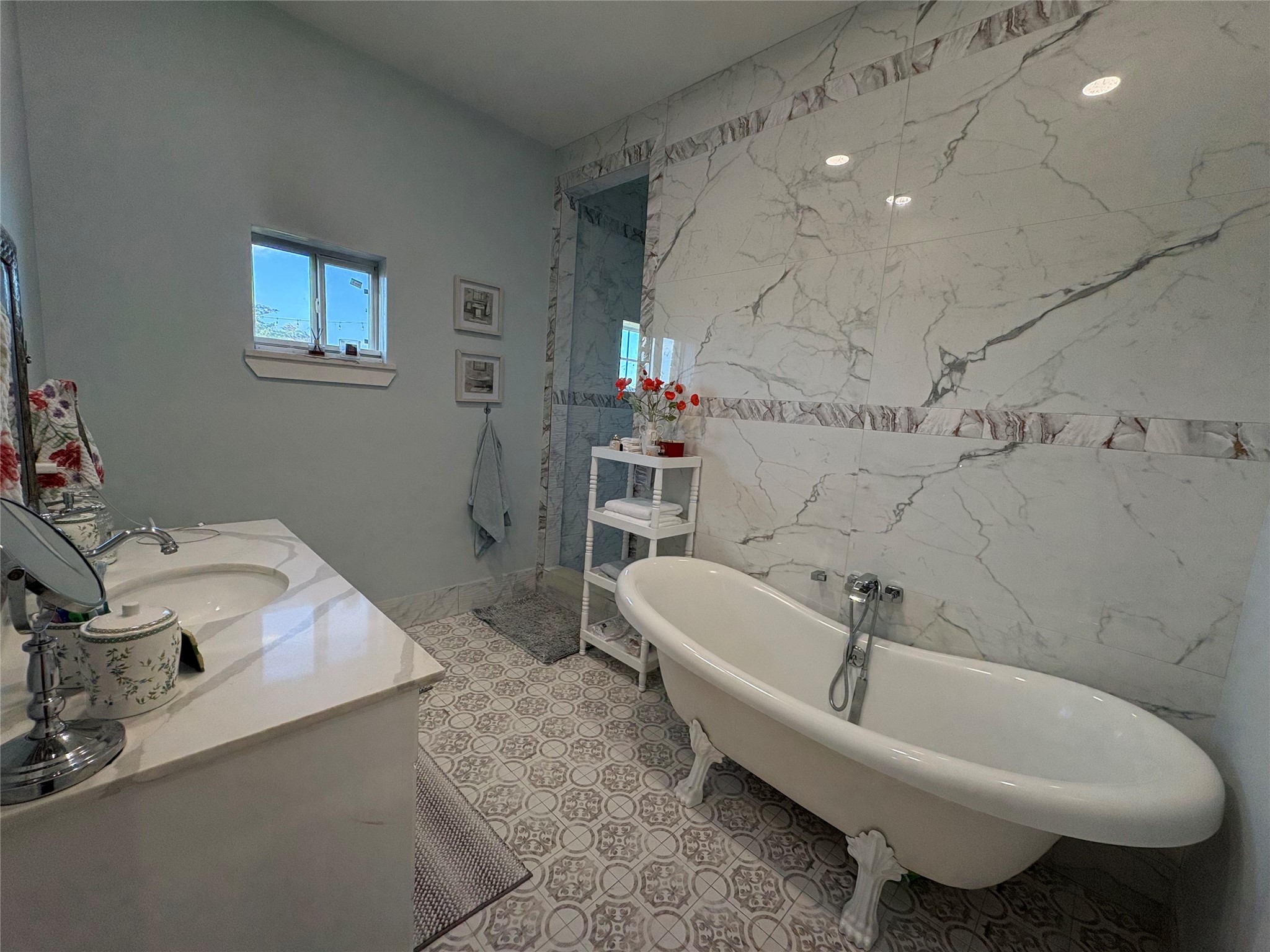 626 Sparta Field Road Waelder, TX 78959 - Photo 9 of 22