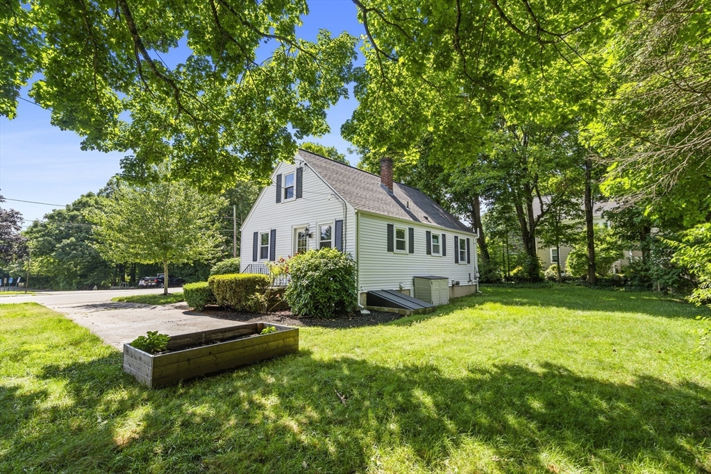 67 Carpenter Street Foxboro, MA 02035 - Photo 26 of 29