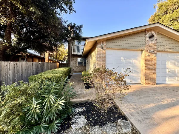 $1,700 | 2203 Granberry Drive, Unit A, Austin, TX 78745