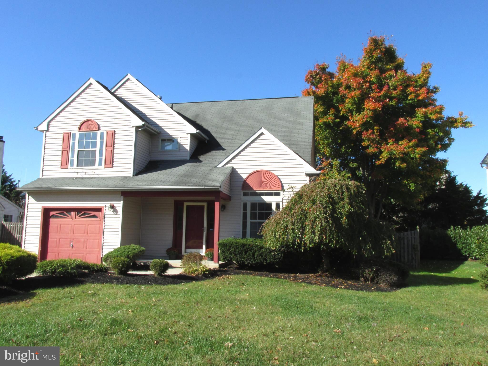 71 Springcress Drive Delran, NJ 08075 - Photo 2 of 35 Beautiful Mature Landscaping!