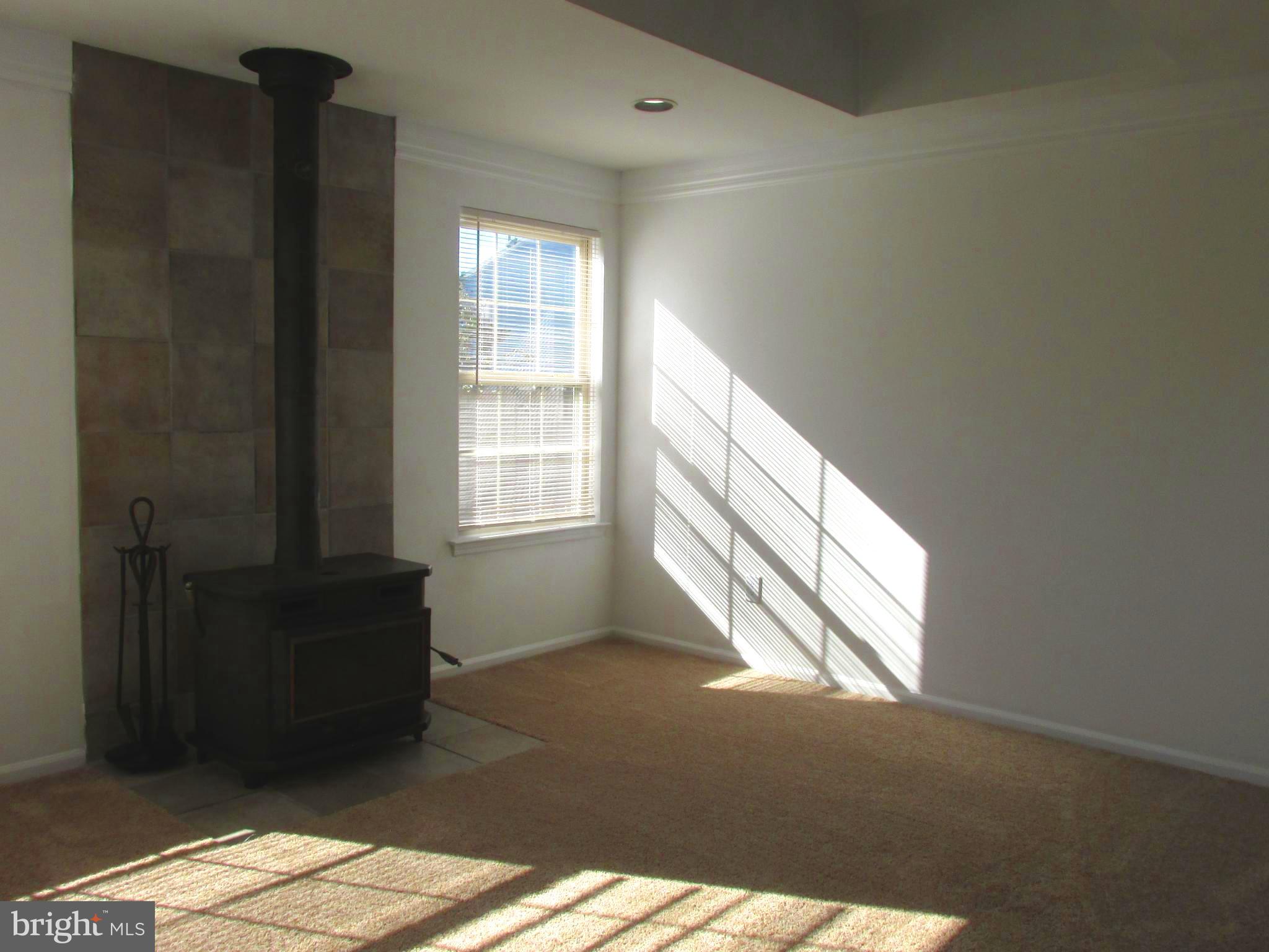 71 Springcress Drive Delran, NJ 08075 - Photo 13 of 35