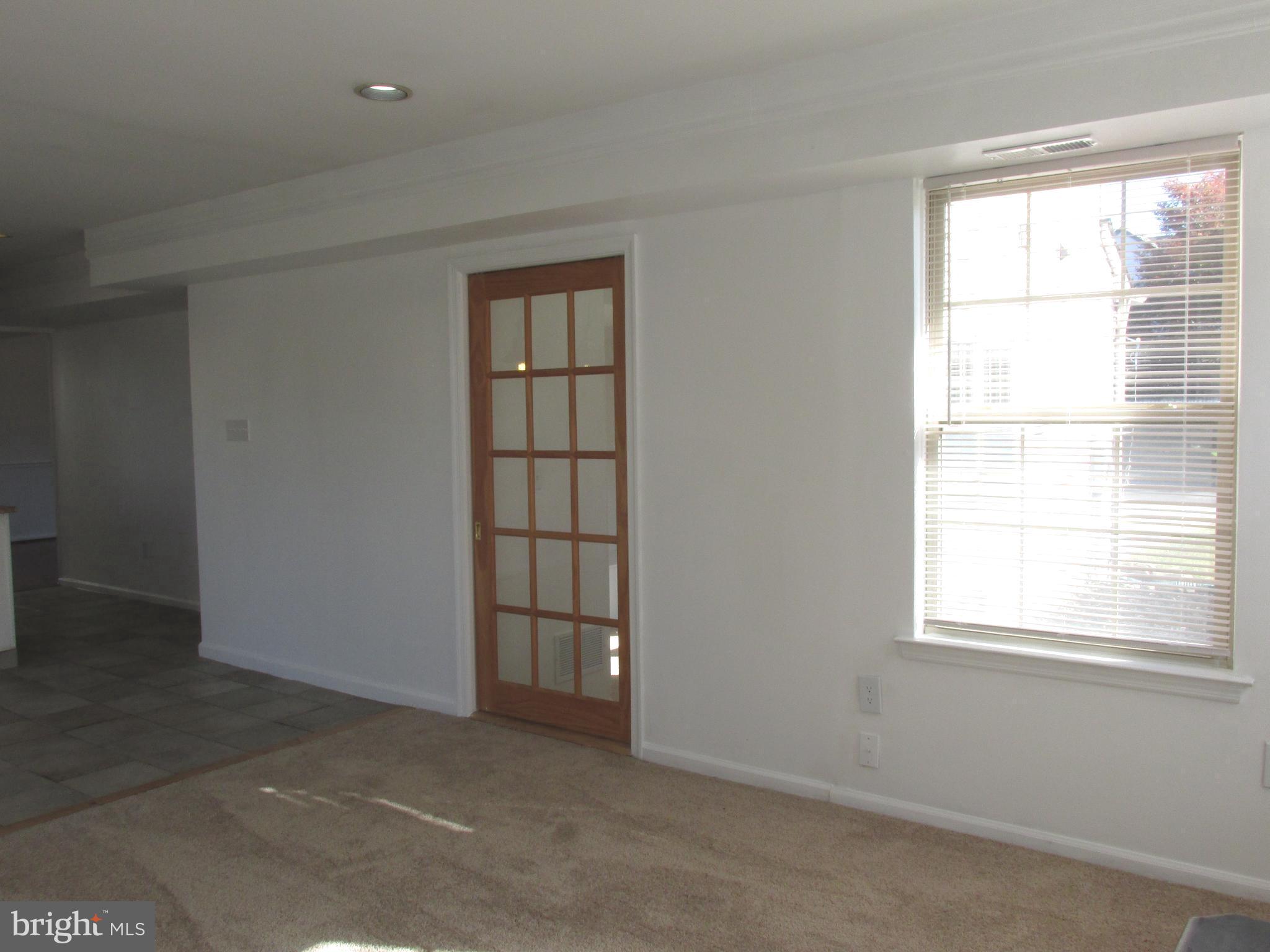71 Springcress Drive Delran, NJ 08075 - Photo 16 of 35 Bonus room! Can be used for playroom, office, den!
