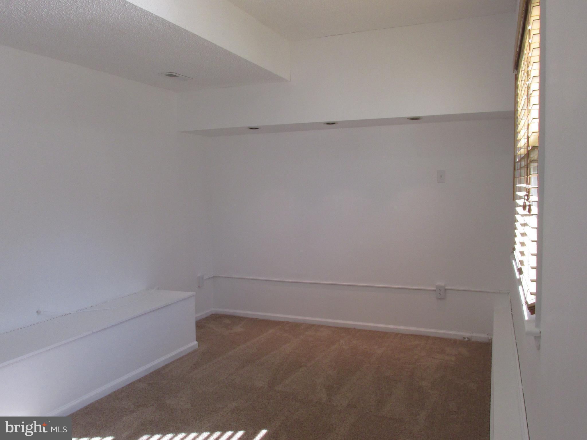 71 Springcress Drive Delran, NJ 08075 - Photo 17 of 35 Custom Storage!