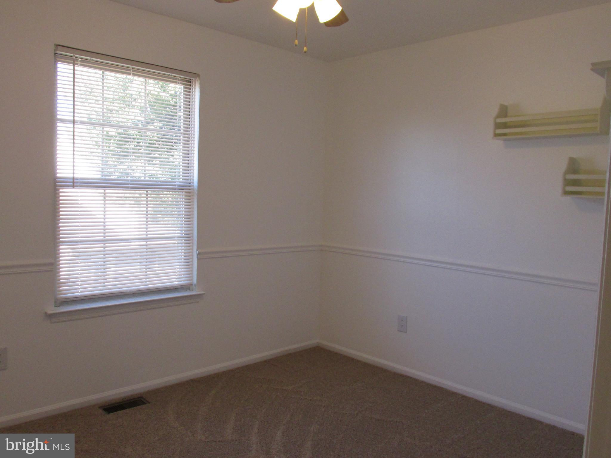 71 Springcress Drive Delran, NJ 08075 - Photo 23 of 35