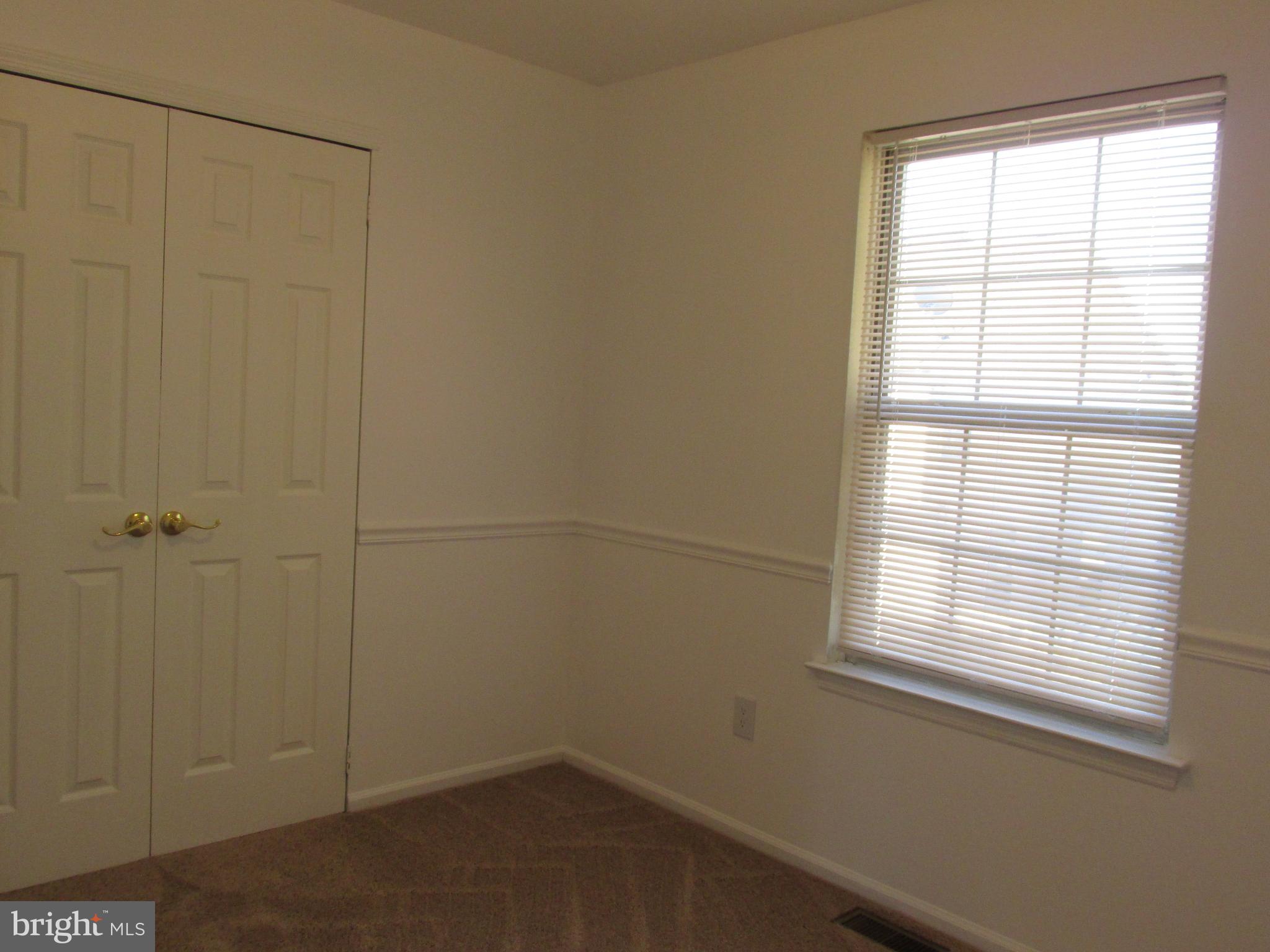 71 Springcress Drive Delran, NJ 08075 - Photo 24 of 35
