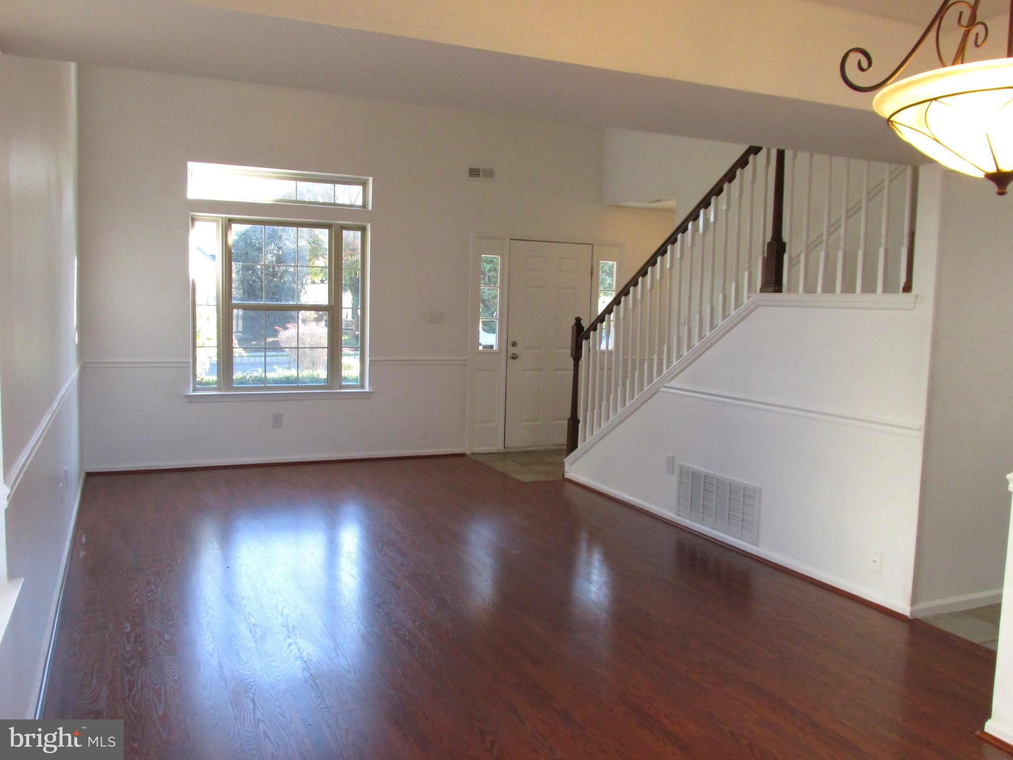 71 Springcress Drive Delran, NJ 08075 - Photo 7 of 35