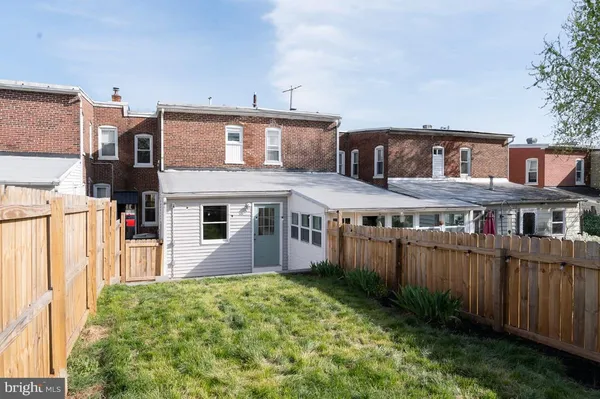 $2,900 | 263 Washington Street, Royersford, PA 19468